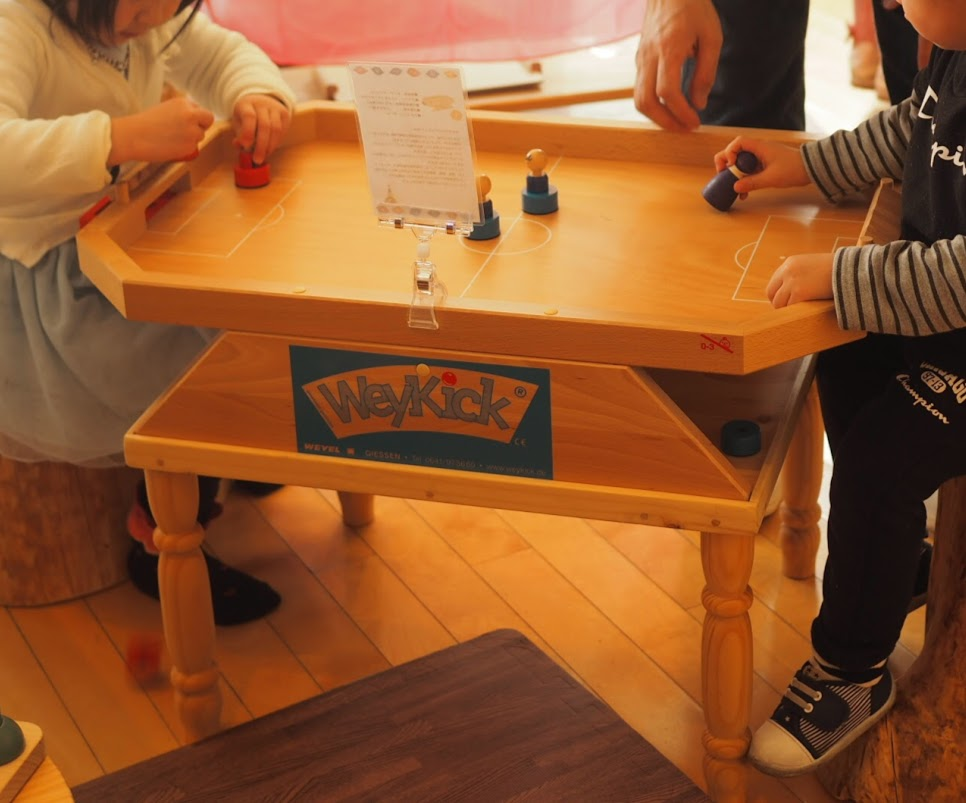 グッド・トイ 木育おもちゃの広場 キャラバンの様子 ウェイキック