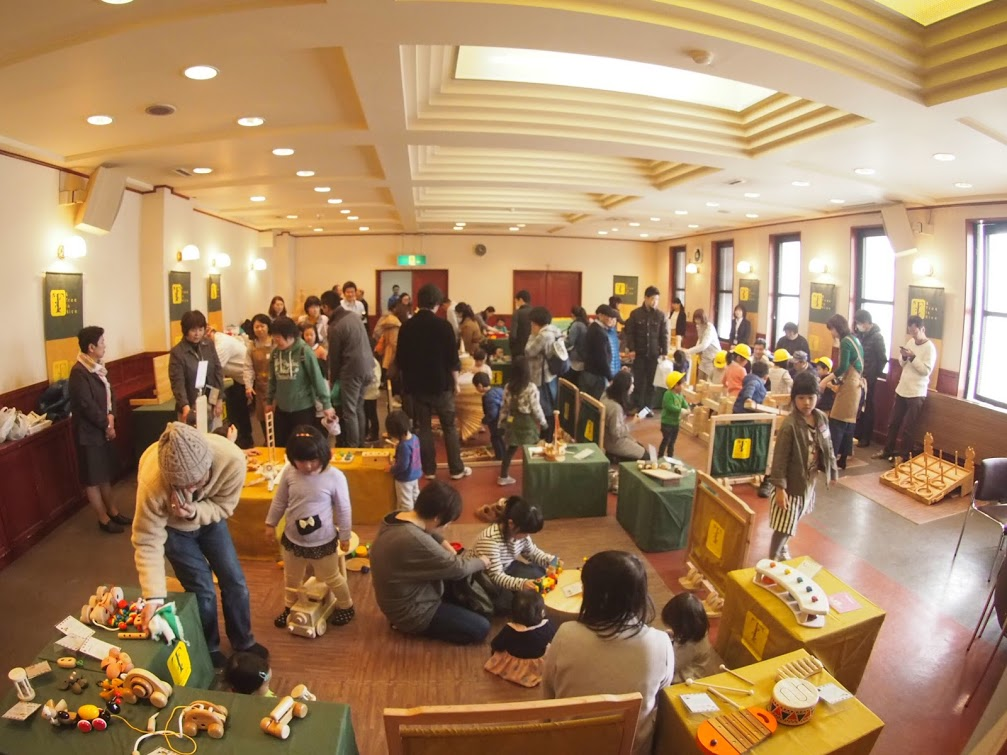 木のおもちゃ・木育活動・遊具レンタルを通じて、安心安全な体験をお届けします 木育と遊具の専門ブログ｜木のおもちゃユーロバス | 木育広場里山エスクエラ | 移動木育広場木はいいなぁ by (株)ユーロバス