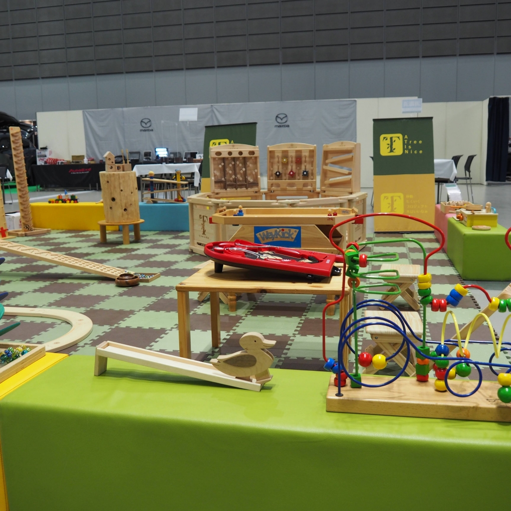 木のおもちゃ・木育活動・遊具レンタルを通じて、安心安全な体験をお届けします 木育と遊具の専門ブログ｜木のおもちゃユーロバス | 木育広場里山エスクエラ | 移動木育広場木はいいなぁ by (株)ユーロバス